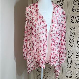 Fifteen Twenty Pink and White Sheer Starfish Print Kimono Top